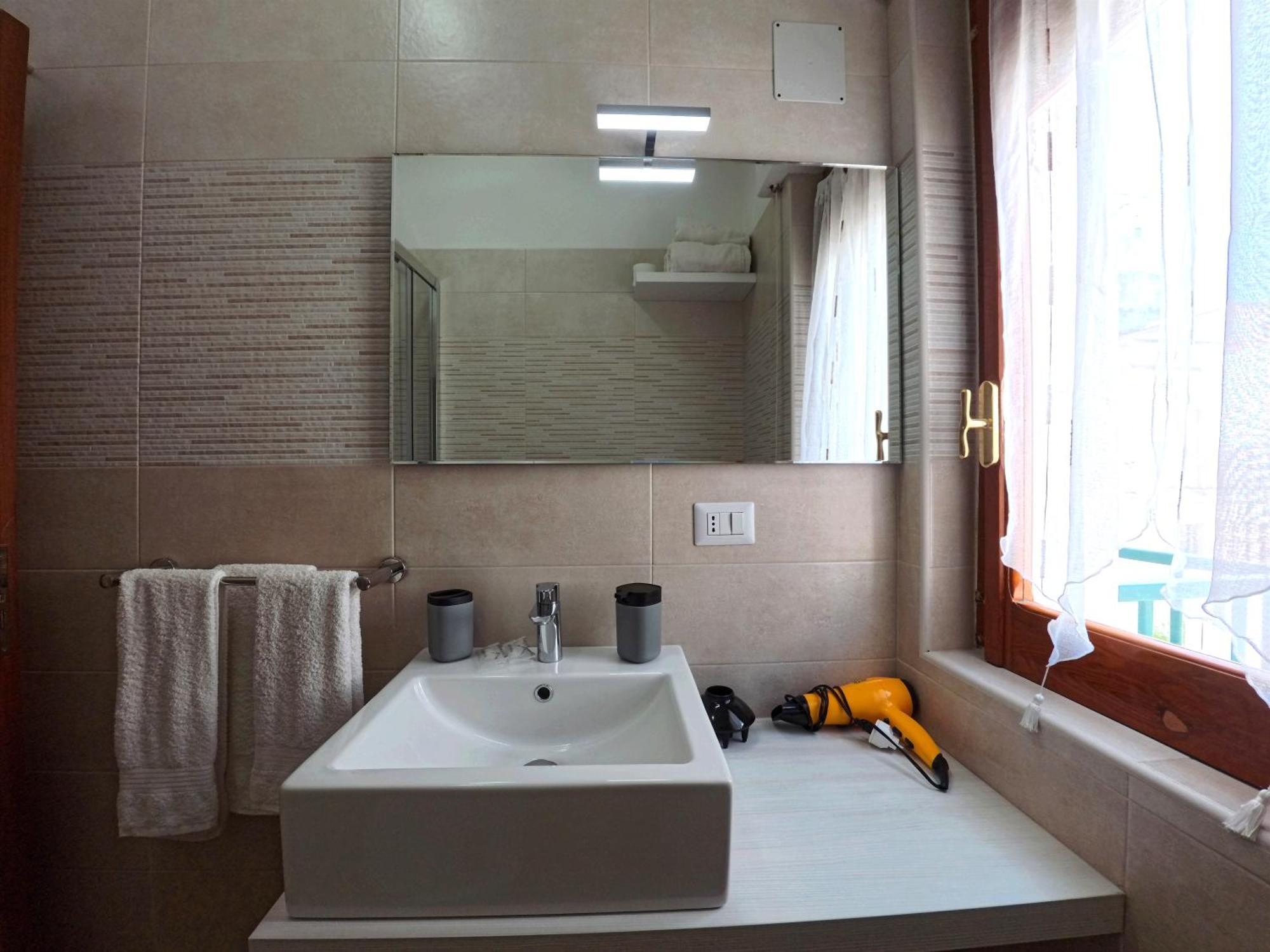 بيسْكيتْشّي Sunrise Bed And Breakfast المظهر الخارجي الصورة